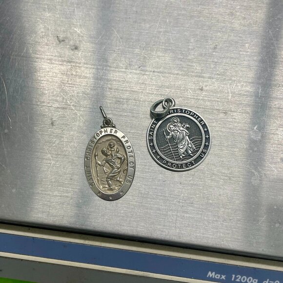 2 SAINT CHRISTOPHER PENDENTS - Picture 1 of 6
